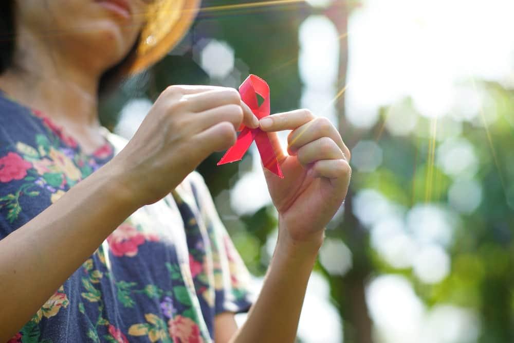 Kenali dan Hentikan Berbagai Stigma yang Melekat Pada ODHA (Orang Dengan HIV/AIDS)
