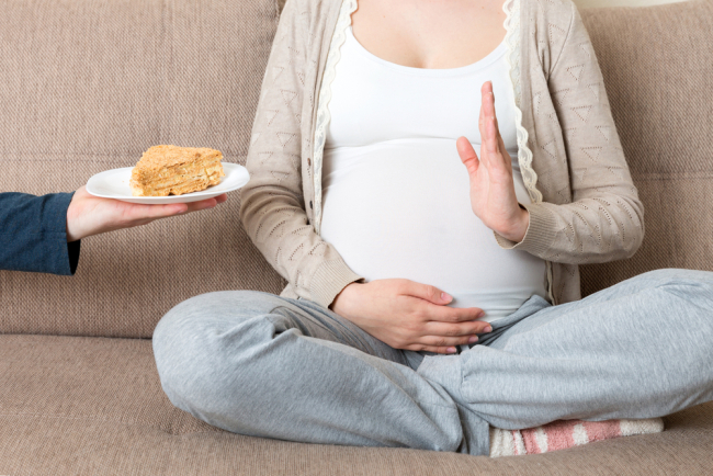 Ibu hamil Sering Telat Makan? Ini 4 Risiko Bahayanya