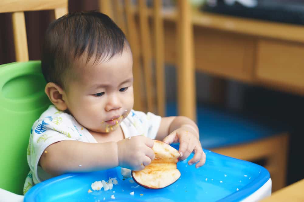 Kenapa Ortu Tidak Boleh Sembarangan Ikut Tren Parenting?