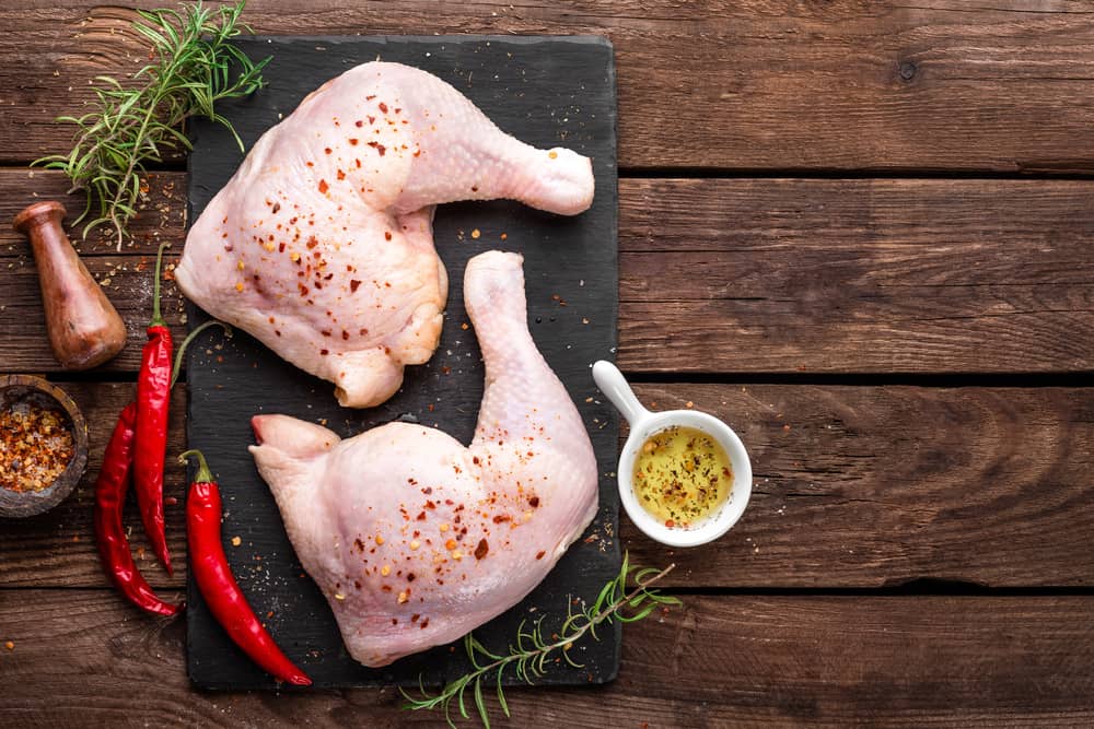 Apa Akibatnya Jika Makan Ayam yang Tidak Matang? (Plus, Cara Memasaknya yang Benar)