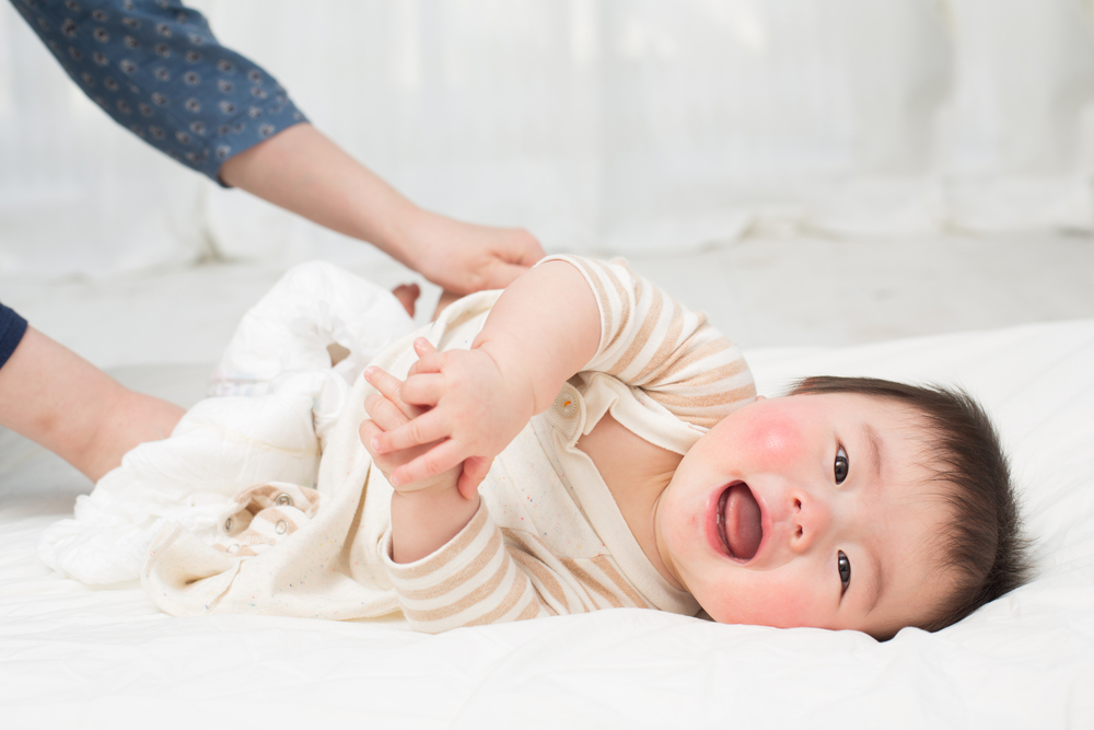 8 Penyebab Ruam Pipi Bayi Baru Lahir dan Cara Mengatasinya