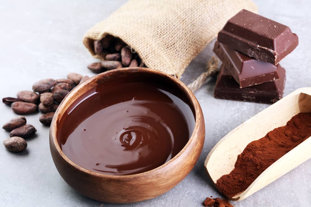 makan cokelat baik untuk penderita jantung