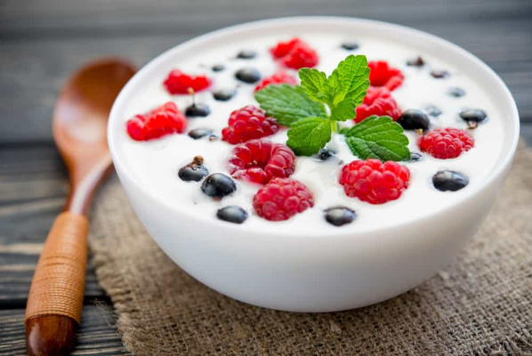 Apakah yogurt bisa melancarkan bab