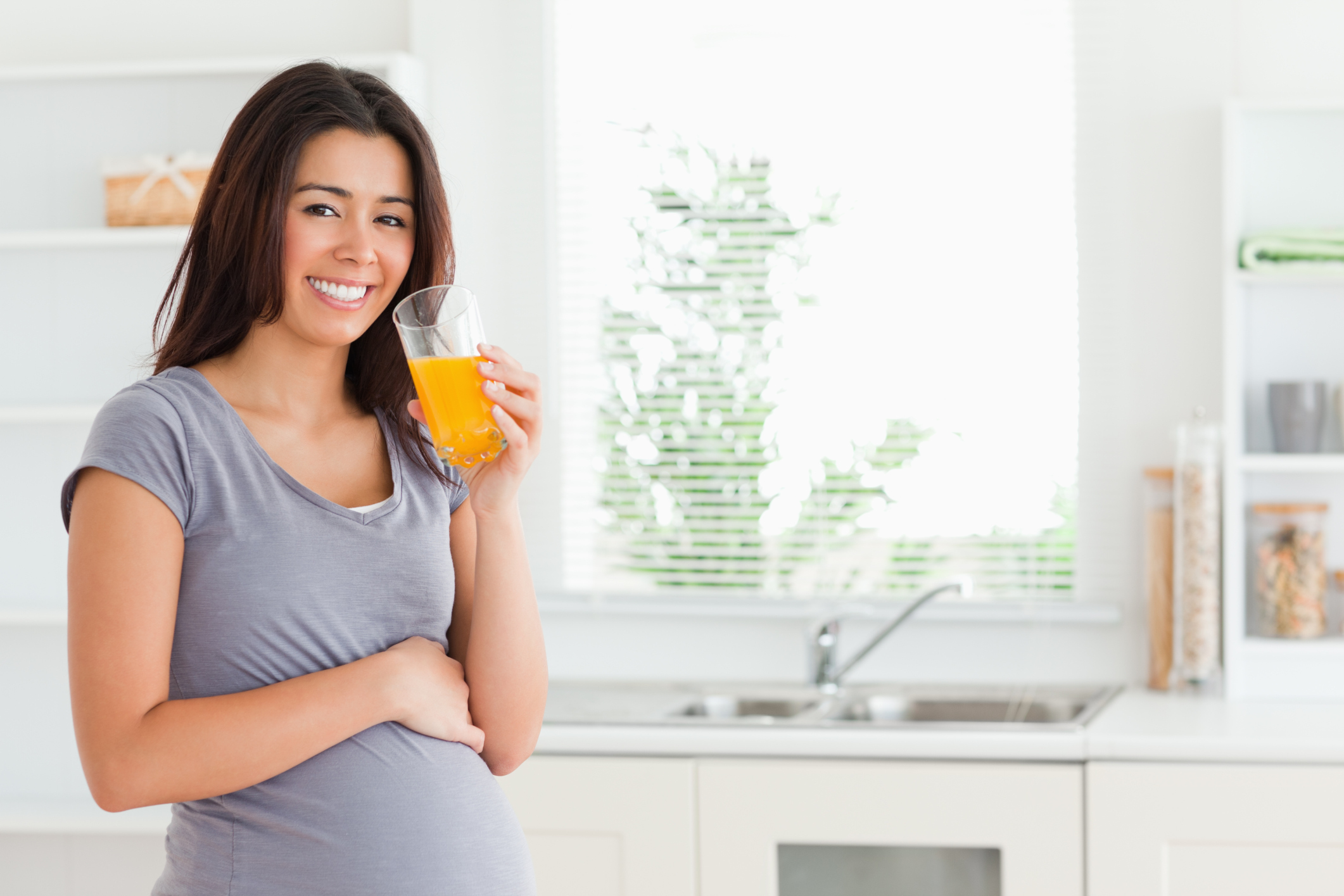 6 Jus untuk Ibu Hamil yang Menyehatkan Kehamilan dan Janin