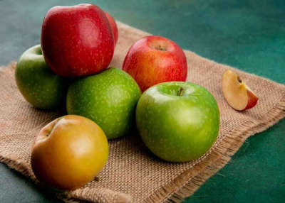 perbedaan kandungan gizi apel merah vs apel hijau