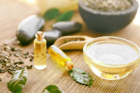 7 Jenis Minyak Esensial yang Dipercaya Bisa Atasi Impotensi