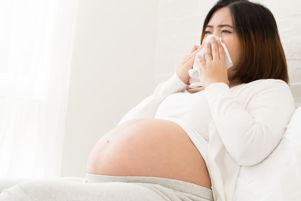Ibu Sering Bersin Saat Hamil, Apakah Bahaya bagi Janin Dalam Kandungan?