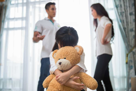 Dampak Perselingkuhan Orangtua pada Psikologis Anak