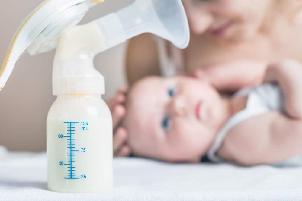 Mengenal Induksi Laktasi, Solusi Agar Ibu Bisa Menyusui Anak Adopsi