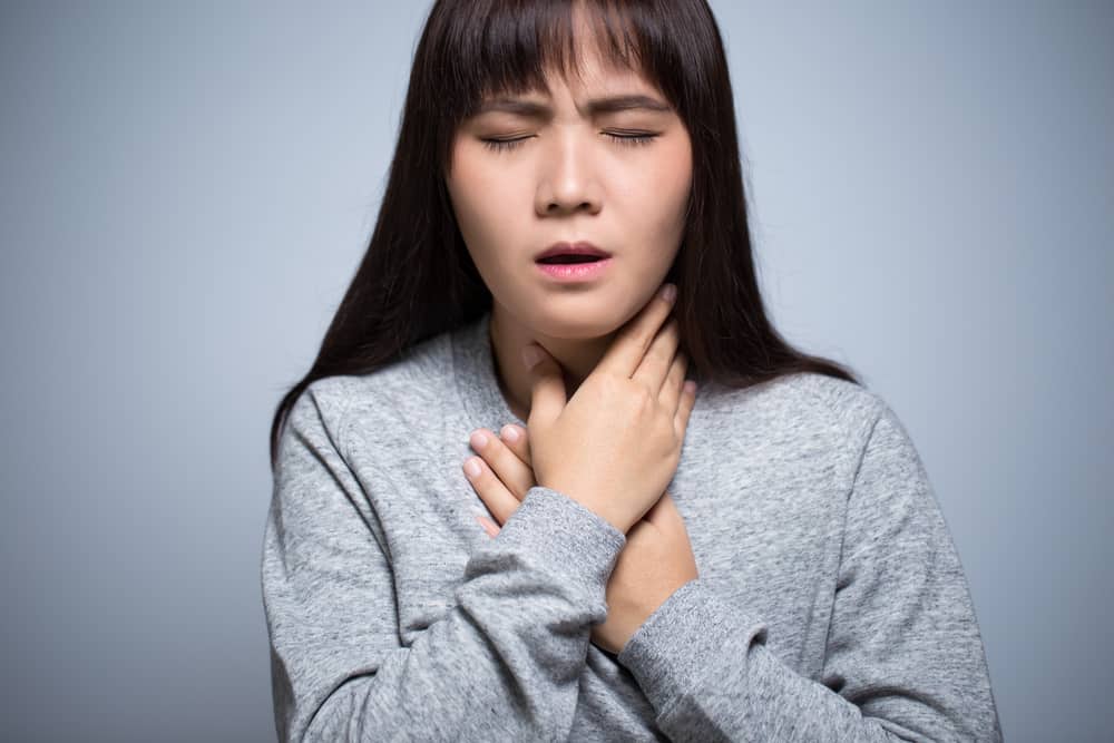 5 Penyebab Sakit Tenggorokan Sebelah yang Paling Umum