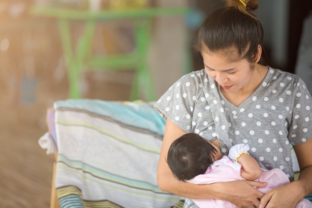 Ini Alasan Mengapa Ibu Harus Makan Lebih Banyak Saat Menyusui