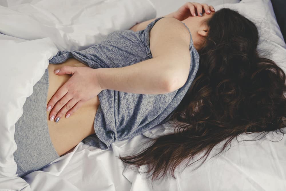 5 Posisi Tidur yang Baik Saat Anda Sakit Pinggang