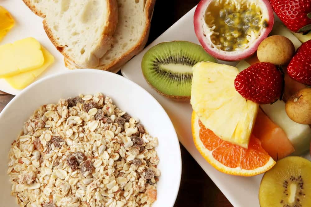 10 Makanan Kaya Serat Bagi yang Mau Hidup Sehat Tapi Tak Suka Sayur