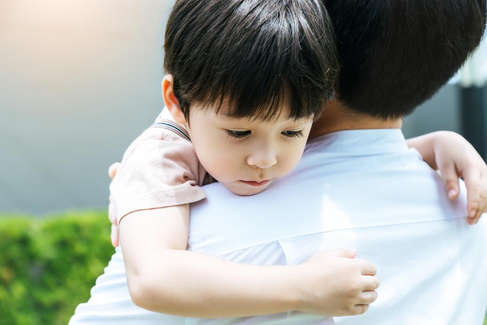 5 Langkah Bijak Menjelaskan Kematian pada Anak