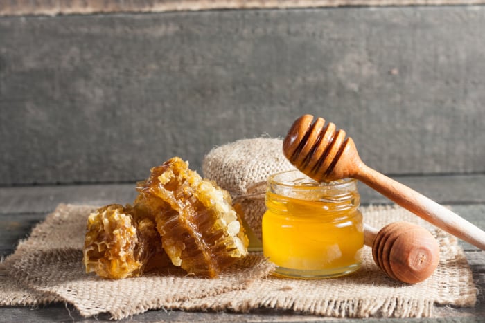 manfaat madu manuka obat jerawat alami