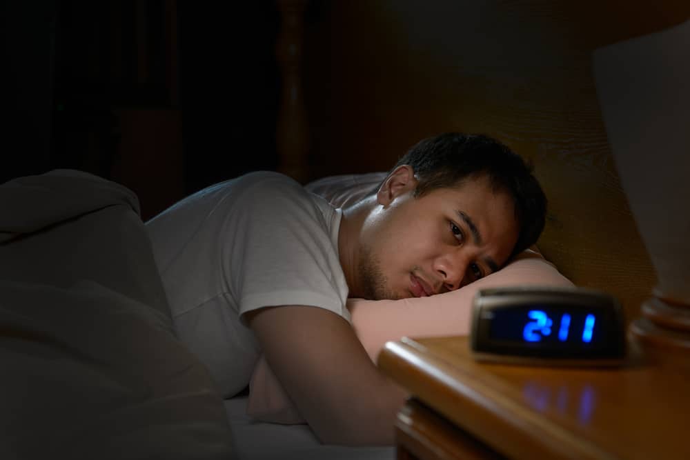 dampak stres bikin tidur tidak nyenyak