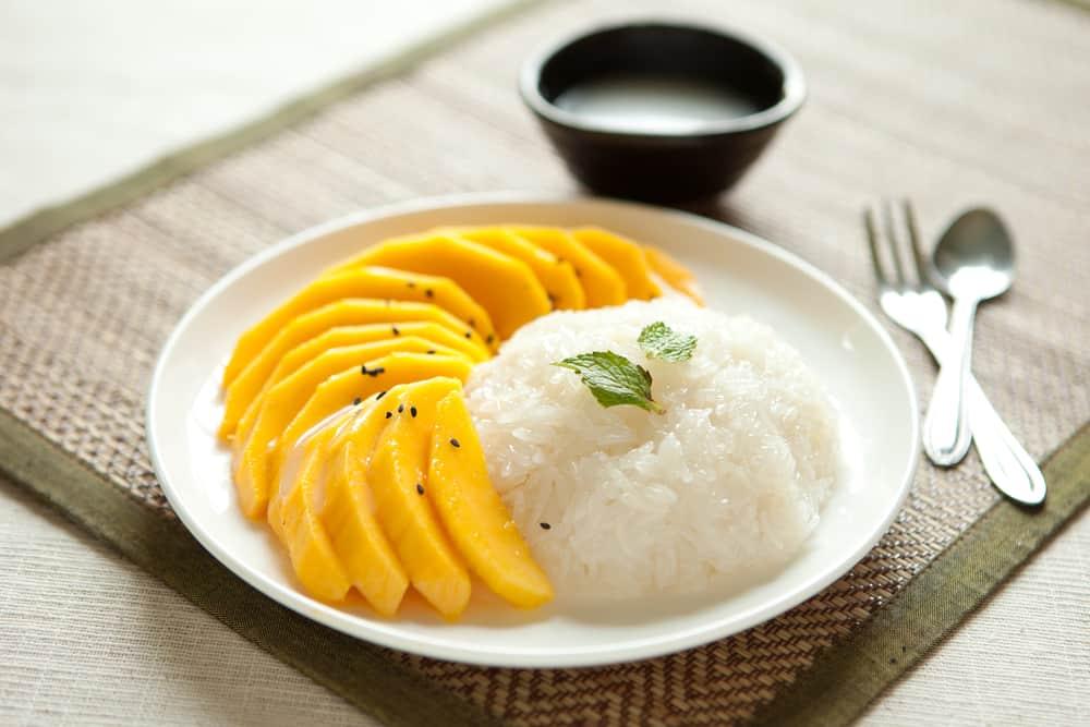 3 Resep Sehat Olahan Beras Ketan untuk Berbuka Puasa