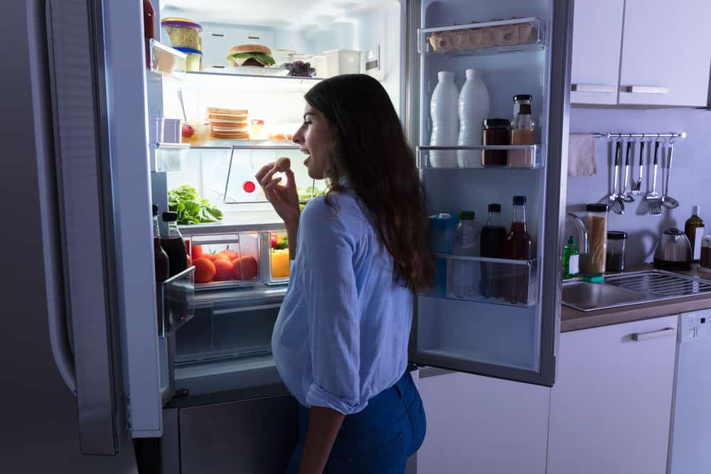 5 Makanan yang Membantu Bakar Lemak Saat Tidur Malam