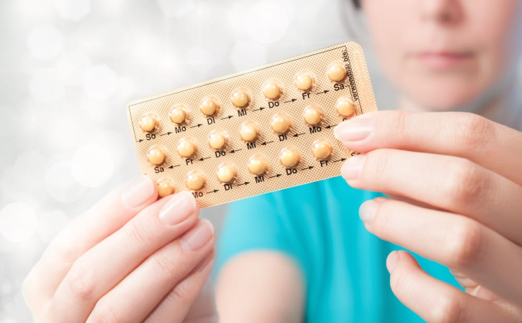Apakah pil kb bisa melancarkan haid