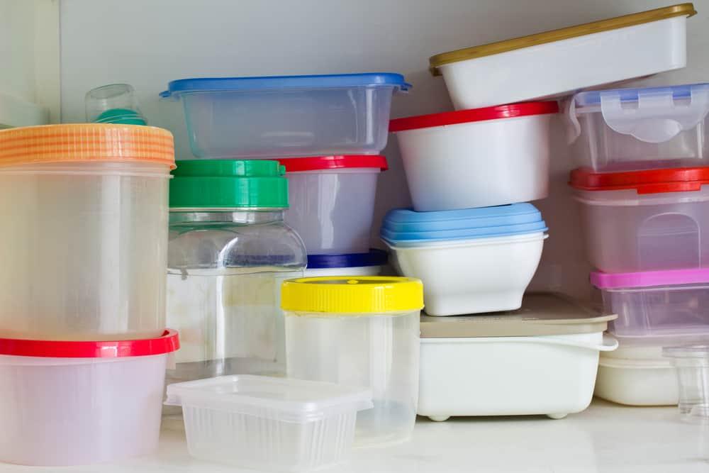 5 Bahan Kimia Penyebab Gemuk yang Ada di Wadah Plastik Hingga Kosmetik