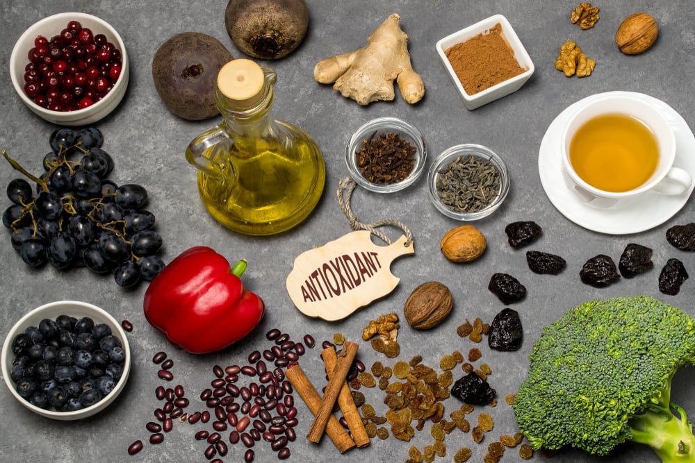 9 Makanan Sumber Antioksidan untuk Lawan Radikal Bebas