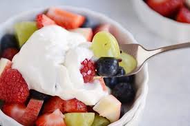 yogurt dengan buah