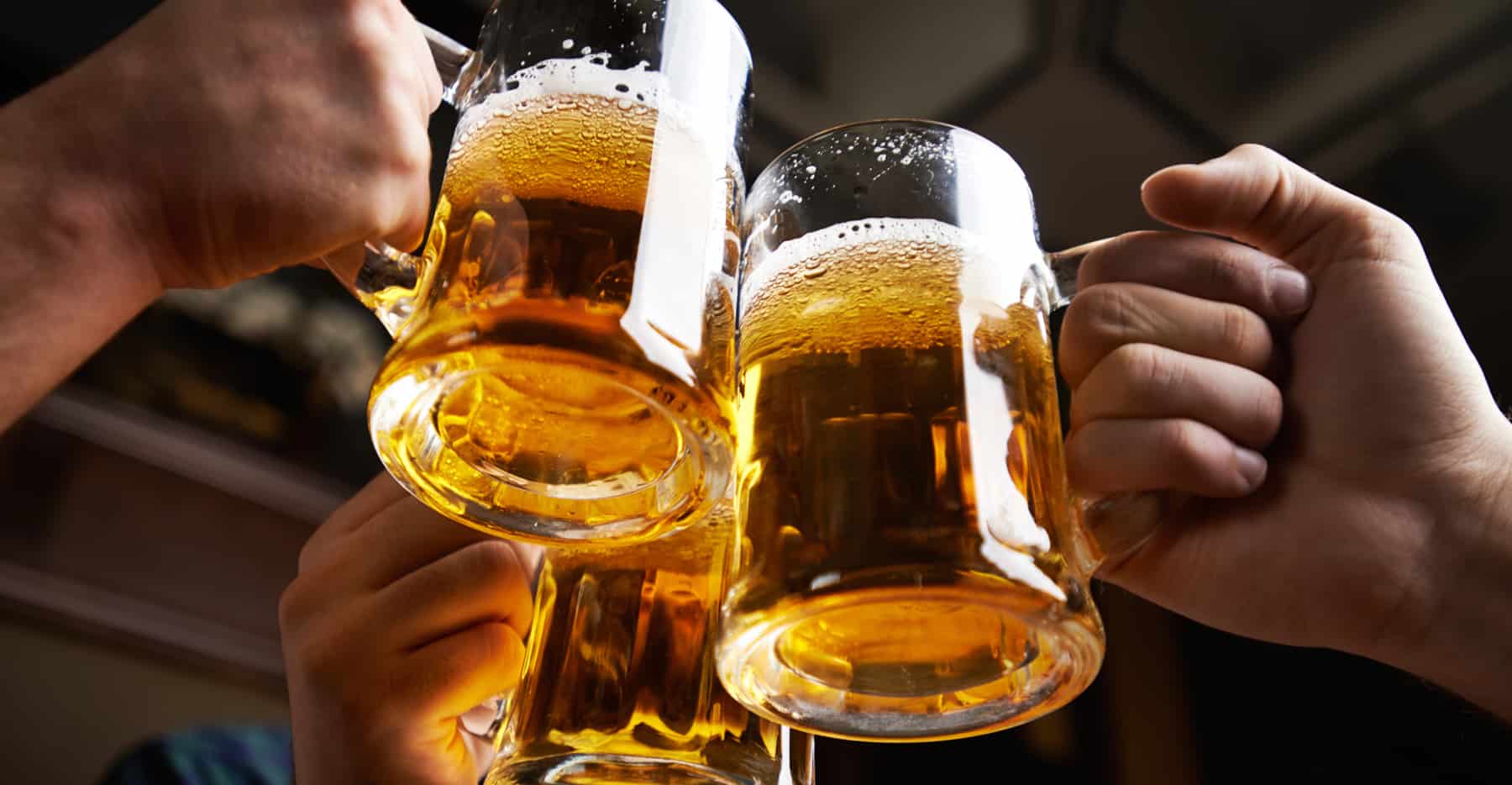 Menguak Dampak Buruk Alkohol Pada Kesehatan Gigi dan Mulut Anda