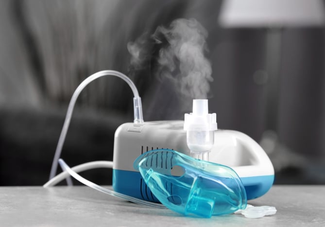 nebulizer alat hirup uap untuk obat masalah pernapasan