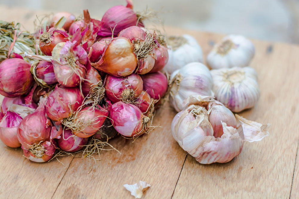 Cara Menyimpan Bawang Merah dan Putih agar Tak Cepat Busuk