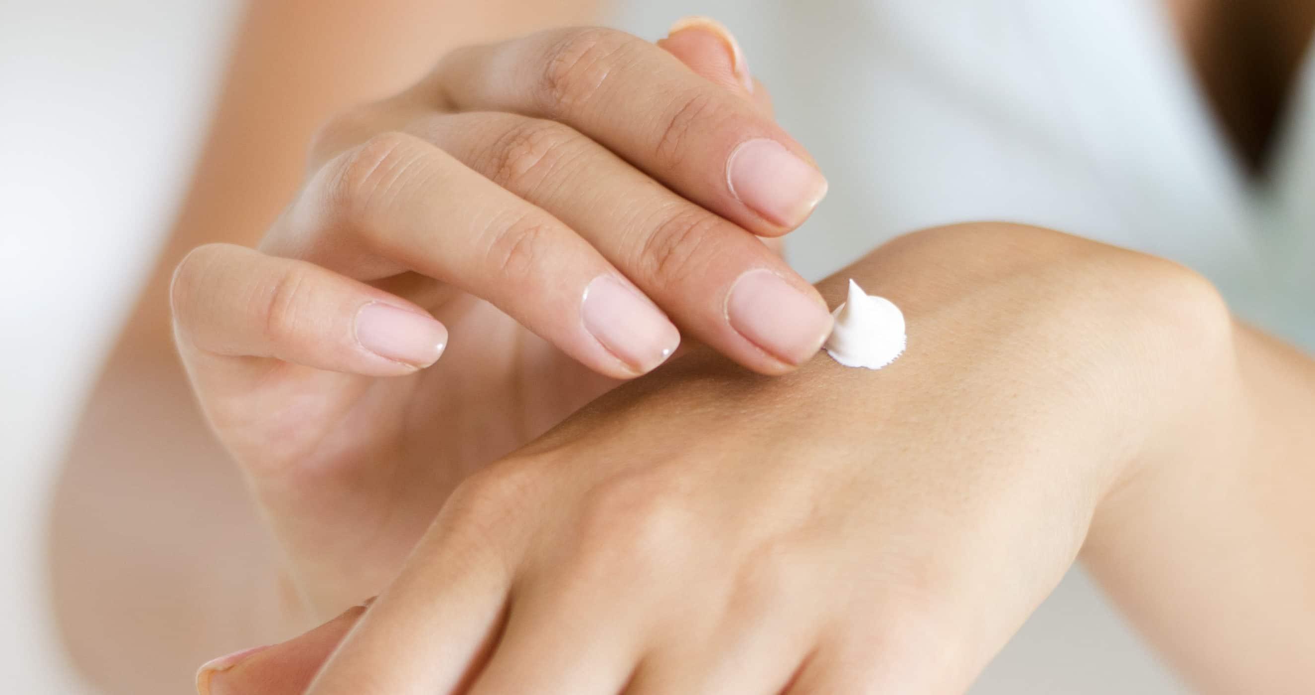 5 Bahan Kimia Berbahaya Pada Body Lotion yang Harus Dihindari