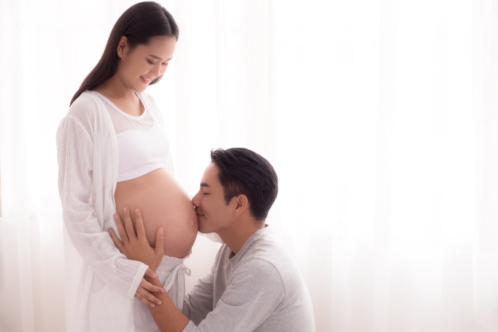 4 Efek Hormon Kehamilan Pada Kehidupan Asmara Ibu Hamil dan Suami