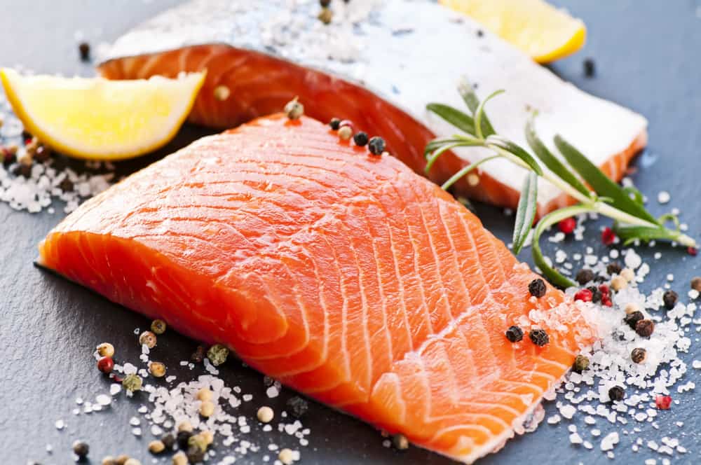 5 Cara Memasak Ikan Salmon agar Gizinya Terjaga