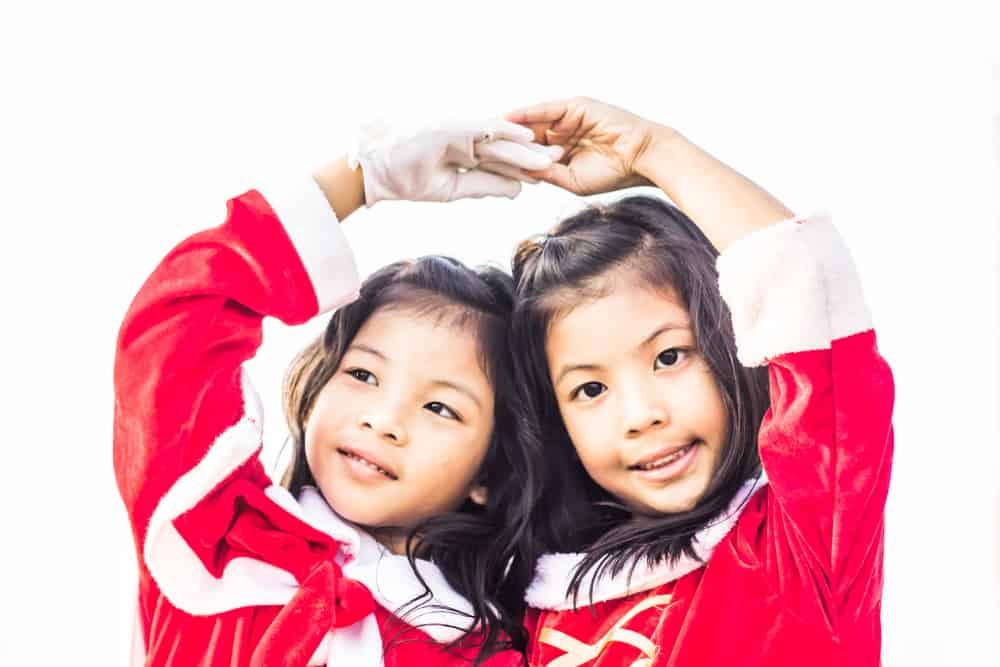 Unik, Anak Kembar Bisa Punya Orangtua yang Berbeda!