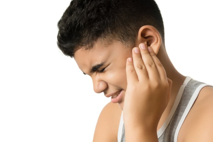 efek infeksi telinga tengah