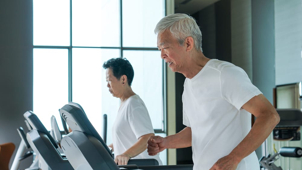 Yuk, Ikuti Panduan Aman Olahraga Treadmill untuk Lansia