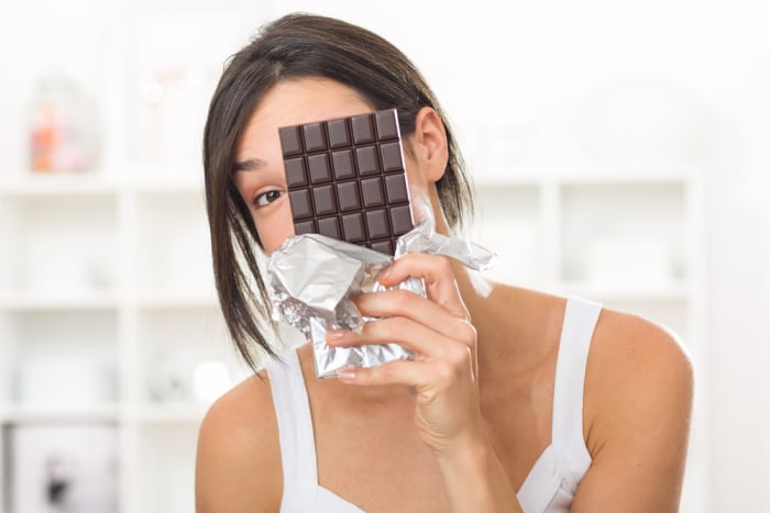 meningkatkan daya ingat, manfaat makan dark chocolate