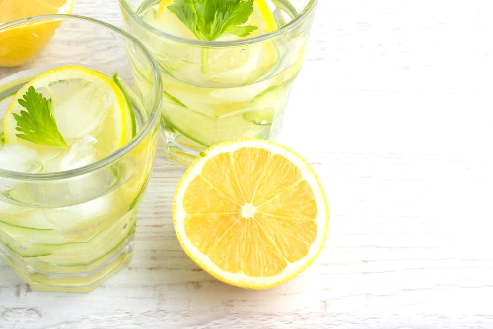manfaat dan khasiat lemon