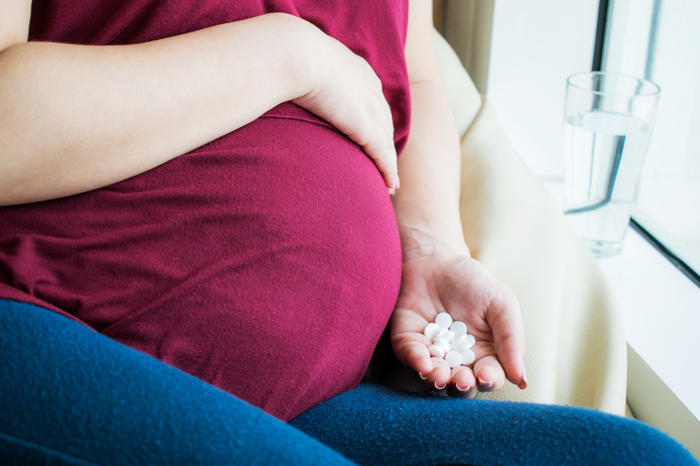 Bolehkah Ibu Minum Obat Diet Saat Hamil?