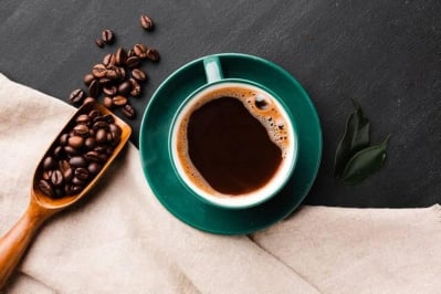 Minum kopi saat sahur dan buka puasa