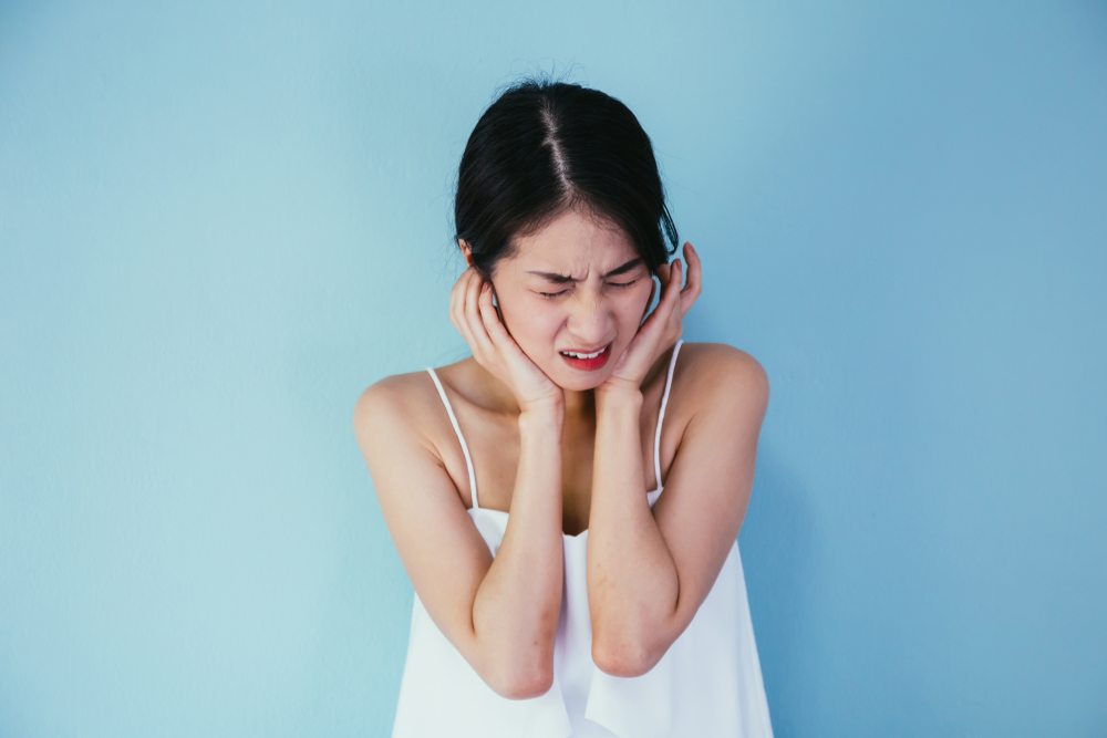 6 Penyebab Infeksi Telinga Tengah (Otitis Media), dari Kebiasaan Buruk Hingga Tanda Penyakit