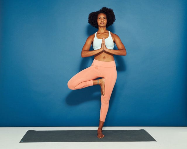 pose yoga untuk melatih keseimbangan