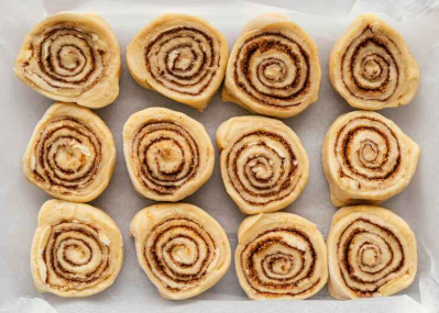 kefir cinnamon rolls