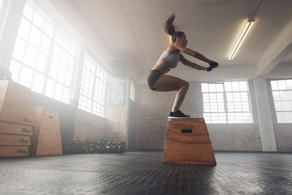 Panduan Melakukan Squat Jump yang Baik dan Benar