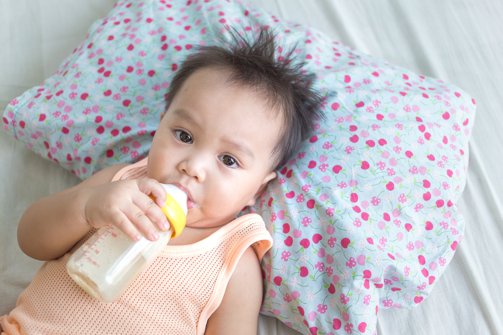 Apa Bedanya Karies Rampan dan Karies Botol pada Anak?