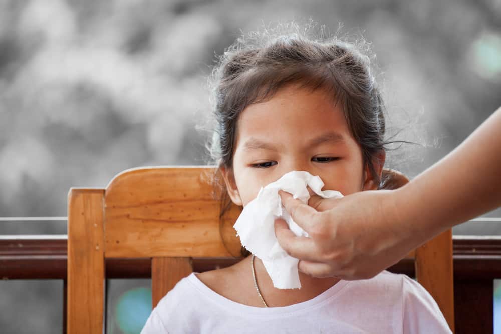 9 Kondisi yang Menyebabkan Anak Mimisan Disertai Sakit Kepala