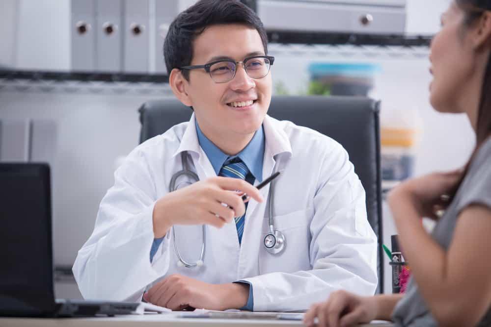 Mau Cek Masalah Reproduksi, Harus ke Bidan Atau Dokter Spesialis Kandungan?
