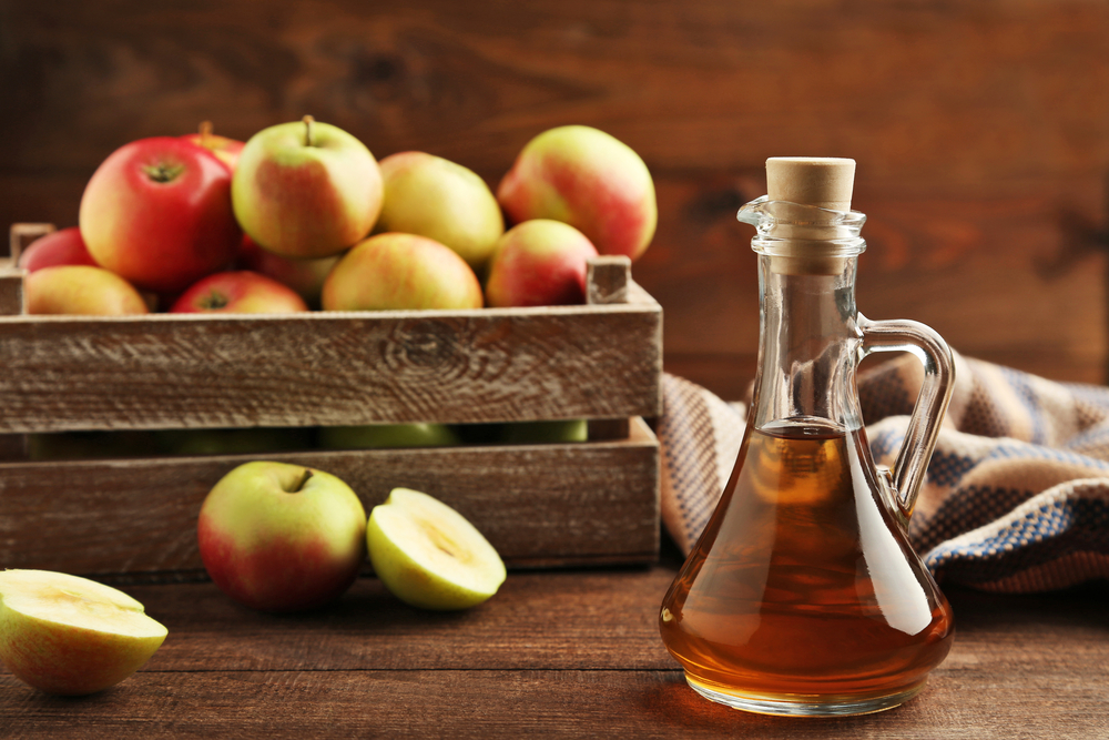 Mengatasi Masalah Kaki Bau, Gatal, dan Kering Dengan Cuka Apel