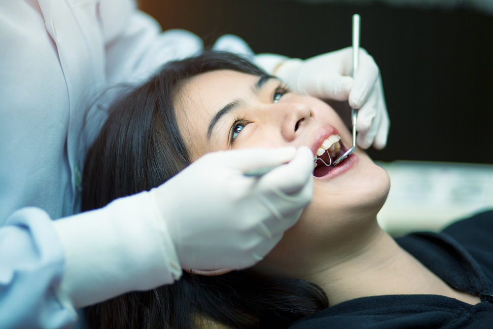 Mengenal Berbagai Jenis Tambalan Gigi dan Cara Merawatnya