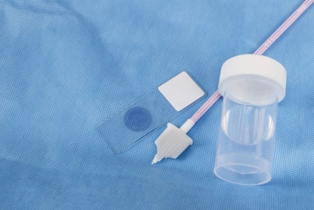 Perlukah Saya Melakukan Pap Smear Setelah Melahirkan?