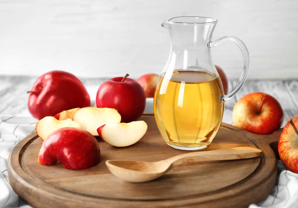 Amankah Mengoleskan Cuka Apel di Kulit Wajah?
